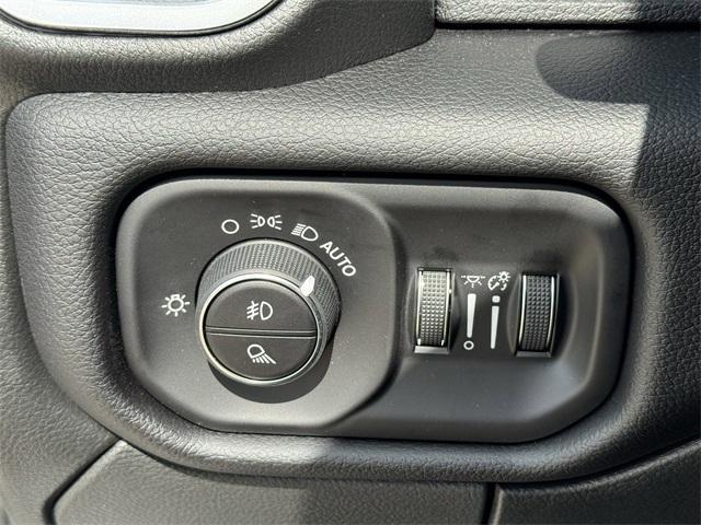 new 2025 Ram 3500 car, priced at $80,775