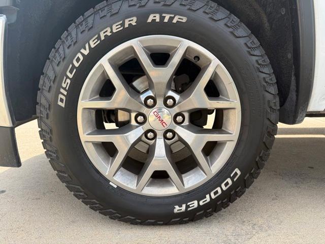 used 2018 GMC Sierra 1500 car, priced at $22,799