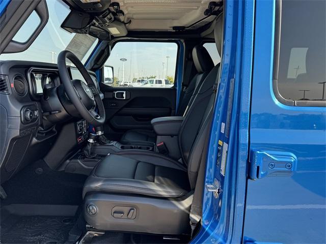 new 2025 Jeep Wrangler car, priced at $54,095