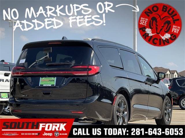 new 2026 Chrysler Pacifica car, priced at $47,931