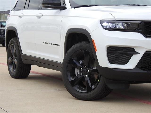 new 2025 Jeep Grand Cherokee car, priced at $38,410