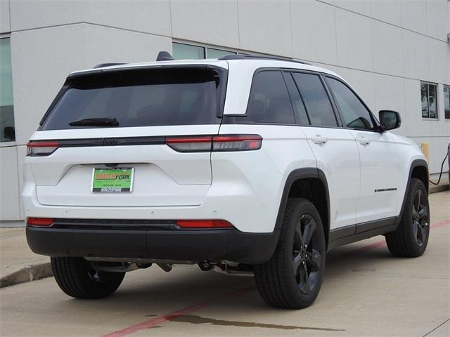 new 2025 Jeep Grand Cherokee car, priced at $38,410