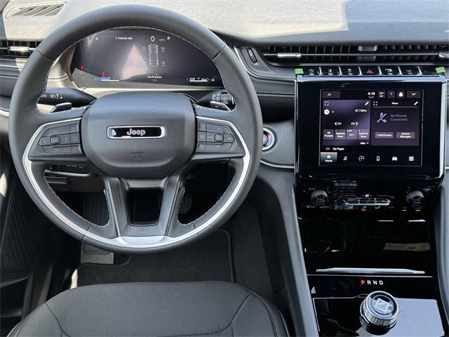 new 2025 Jeep Grand Cherokee car, priced at $35,256