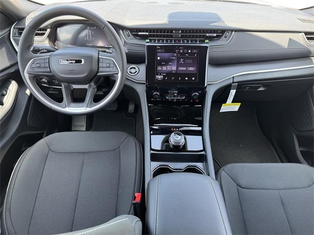 new 2025 Jeep Grand Cherokee car, priced at $35,256