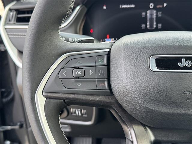 new 2025 Jeep Grand Cherokee car, priced at $43,507