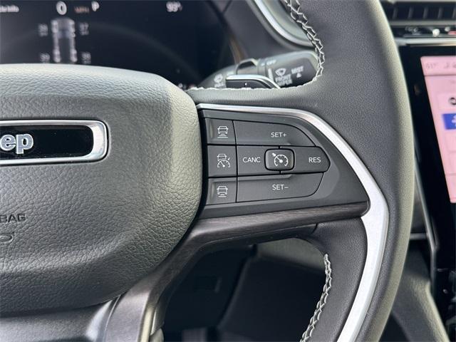 new 2025 Jeep Grand Cherokee car, priced at $43,507