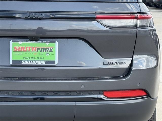 new 2025 Jeep Grand Cherokee car, priced at $43,507