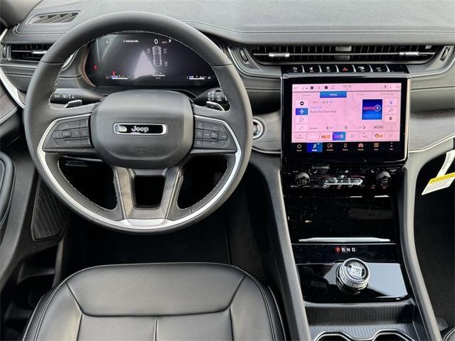 new 2025 Jeep Grand Cherokee car, priced at $43,507