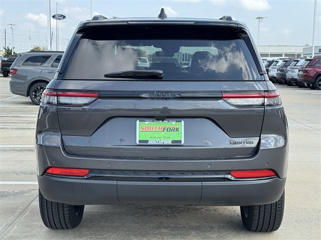new 2025 Jeep Grand Cherokee car, priced at $43,507