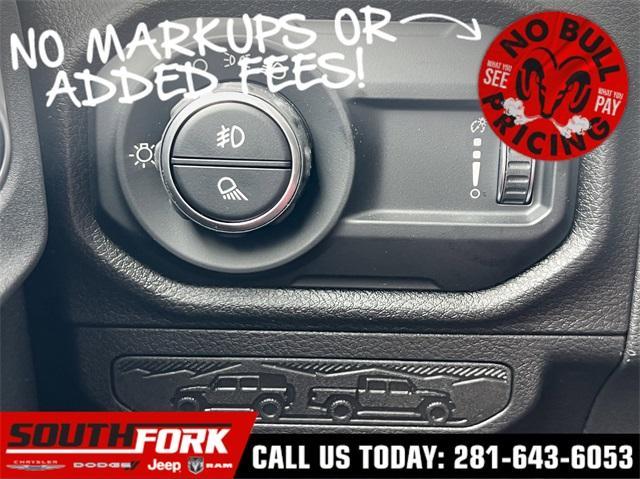 new 2025 Jeep Gladiator car, priced at $39,935