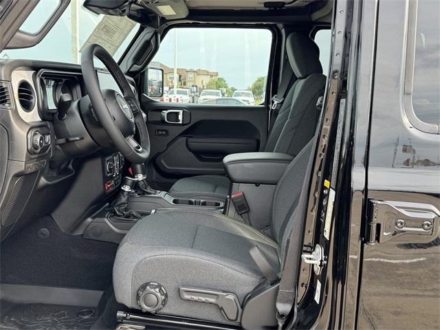 new 2025 Jeep Wrangler car, priced at $53,221