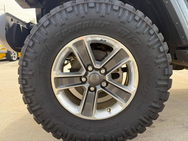 used 2018 Jeep Wrangler Unlimited car, priced at $27,199