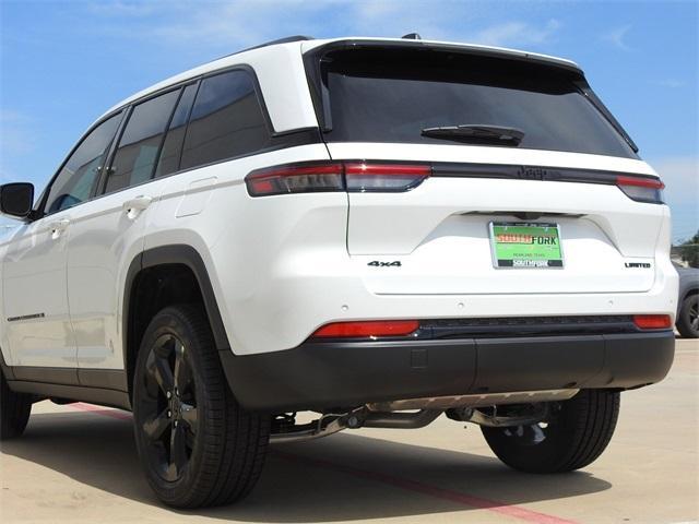 new 2024 Jeep Grand Cherokee car, priced at $49,940