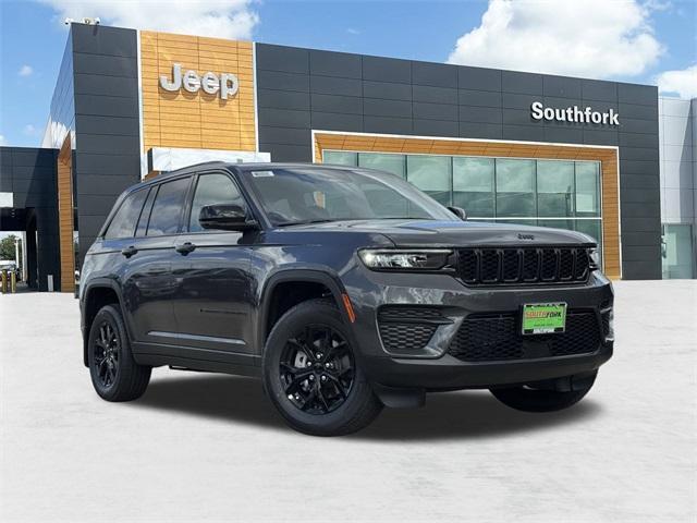 new 2025 Jeep Grand Cherokee car, priced at $38,405