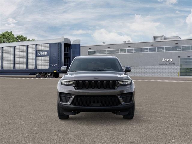new 2025 Jeep Grand Cherokee car, priced at $44,254