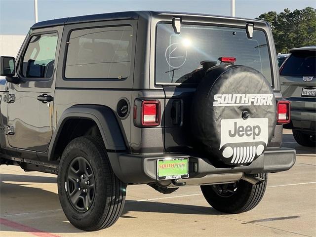 new 2025 Jeep Wrangler car, priced at $33,157