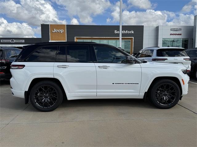 new 2025 Jeep Grand Cherokee car, priced at $56,255