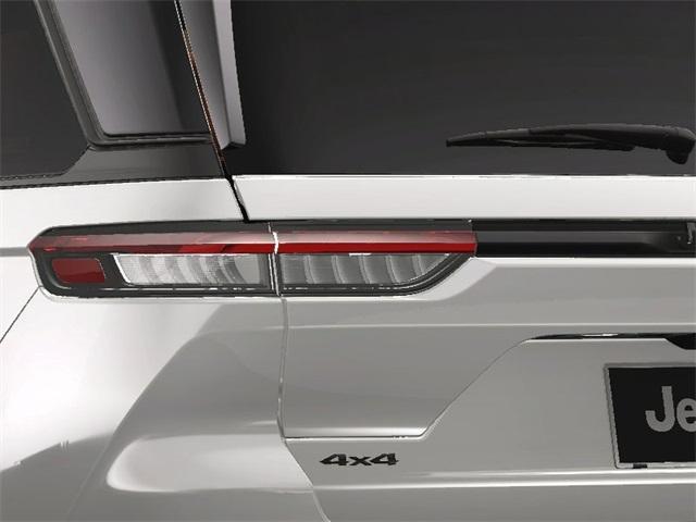 new 2025 Jeep Grand Cherokee car, priced at $56,192
