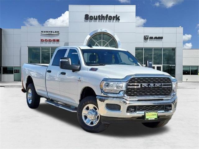 new 2024 Ram 3500 car, priced at $80,635