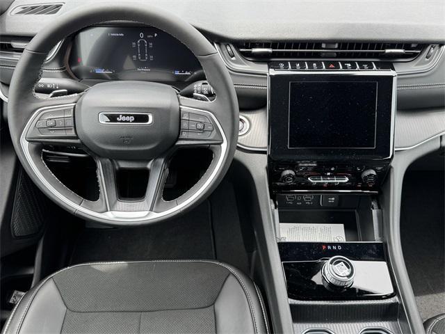 new 2025 Jeep Grand Cherokee L car, priced at $41,694