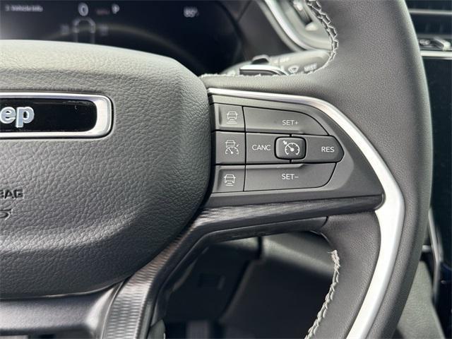 new 2025 Jeep Grand Cherokee L car, priced at $41,694