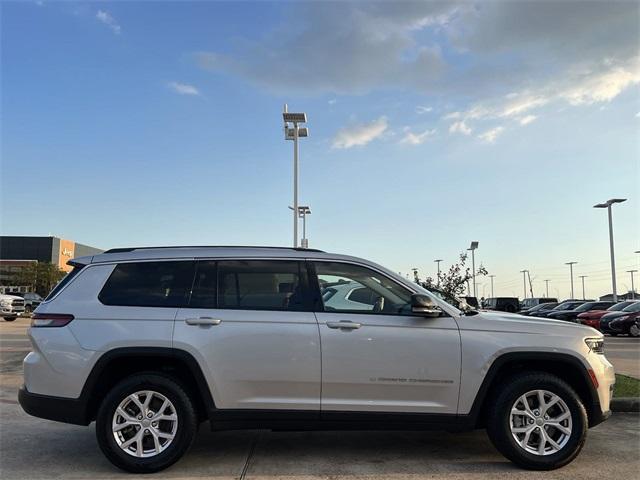 used 2022 Jeep Grand Cherokee L car, priced at $30,995