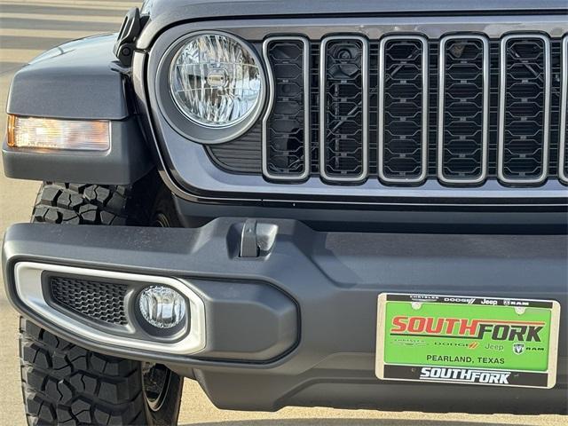 new 2025 Jeep Gladiator car, priced at $44,105