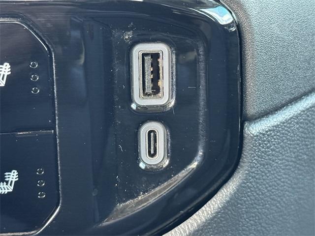 used 2024 GMC Sierra 1500 car, priced at $42,299