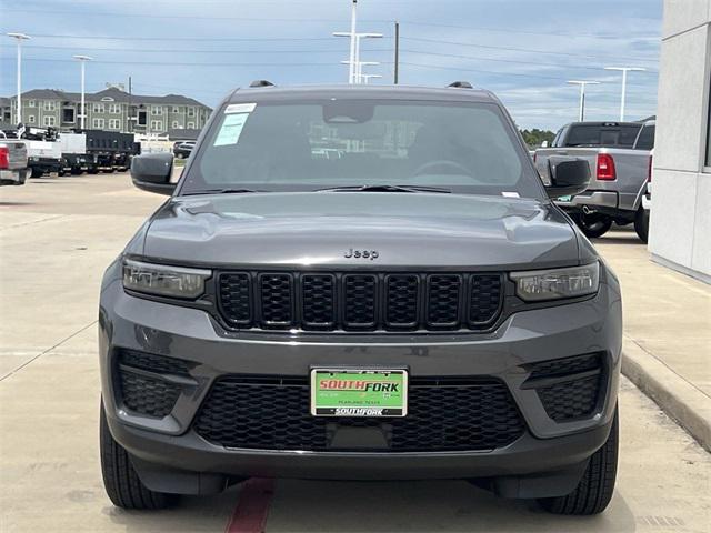 new 2024 Jeep Grand Cherokee car, priced at $37,498