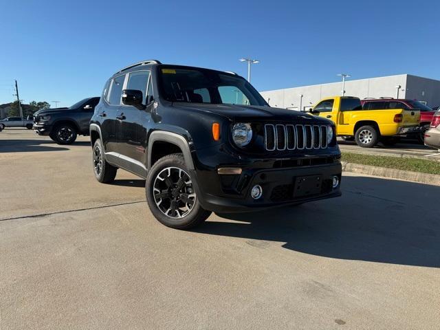 used 2023 Jeep Renegade car, priced at $25,999