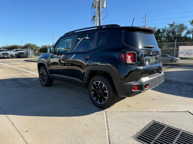 used 2023 Jeep Renegade car, priced at $25,999