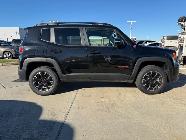 used 2023 Jeep Renegade car, priced at $25,999