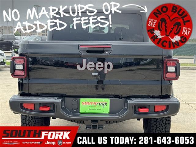 new 2025 Jeep Gladiator car, priced at $46,800