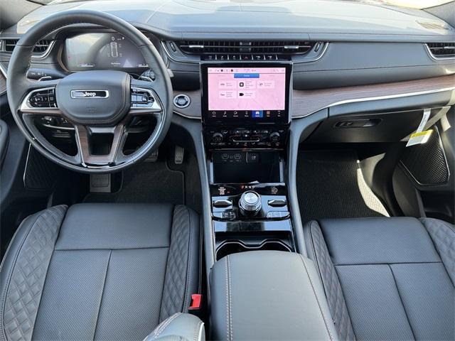 new 2025 Jeep Grand Cherokee car, priced at $56,878