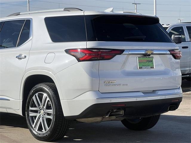 used 2022 Chevrolet Traverse car, priced at $31,897