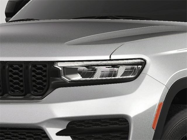 new 2025 Jeep Grand Cherokee car, priced at $37,670