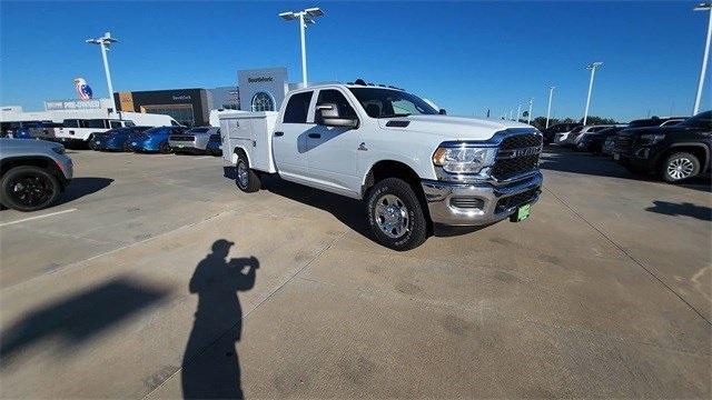 new 2024 Ram 3500 car, priced at $67,765