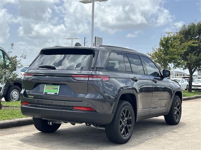 new 2024 Jeep Grand Cherokee car, priced at $38,491