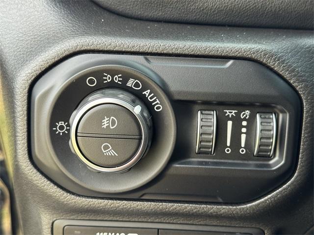used 2020 Jeep Gladiator car, priced at $33,097