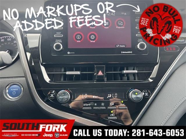 used 2024 Toyota Camry Hybrid car, priced at $27,299