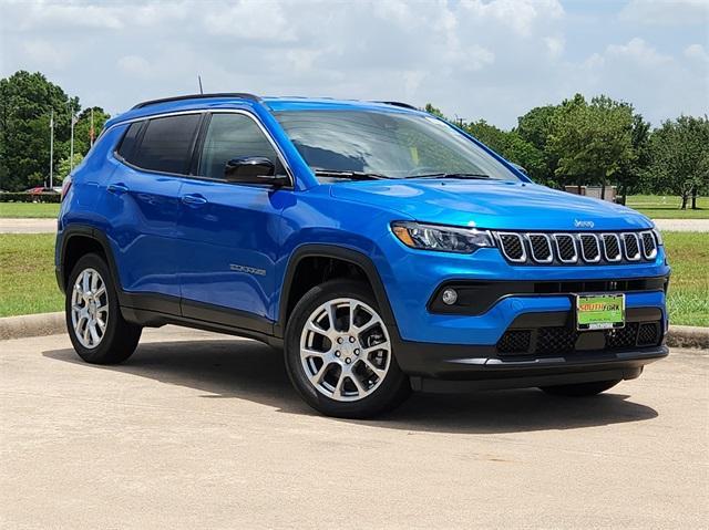 new 2023 Jeep Compass car, priced at $28,535