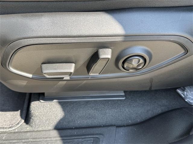 new 2025 Jeep Grand Cherokee L car, priced at $45,335