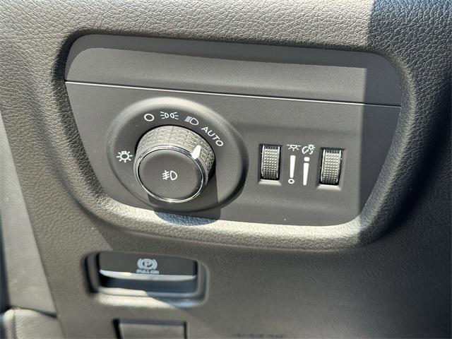 new 2025 Jeep Grand Cherokee L car, priced at $45,335