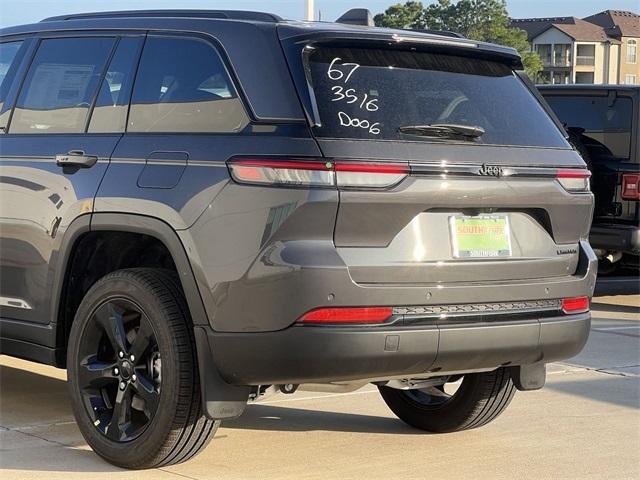 new 2025 Jeep Grand Cherokee car, priced at $40,816