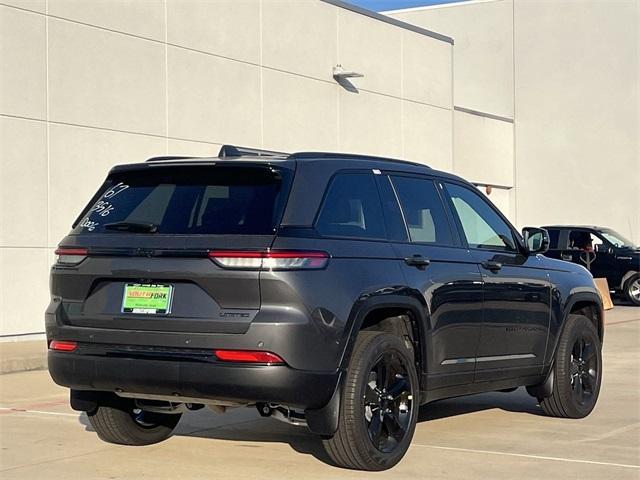 new 2025 Jeep Grand Cherokee car, priced at $40,816