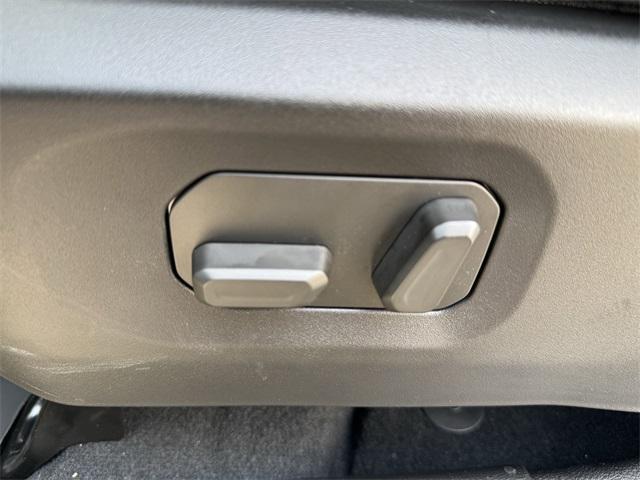 new 2025 Jeep Wrangler car, priced at $61,010