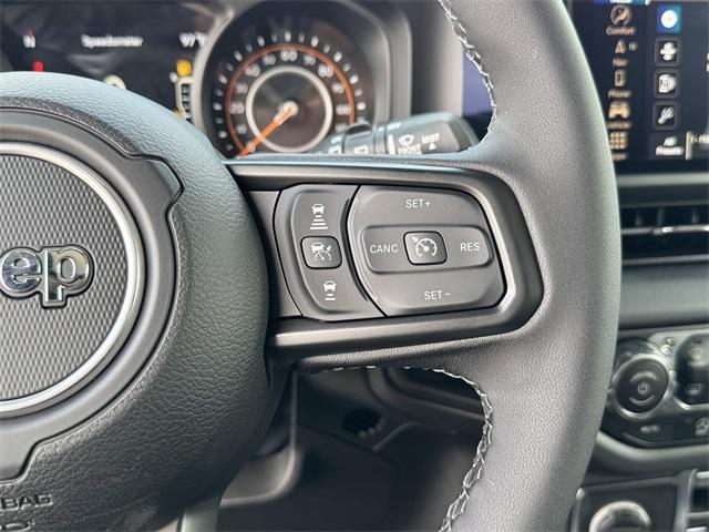 new 2025 Jeep Wrangler car, priced at $61,010