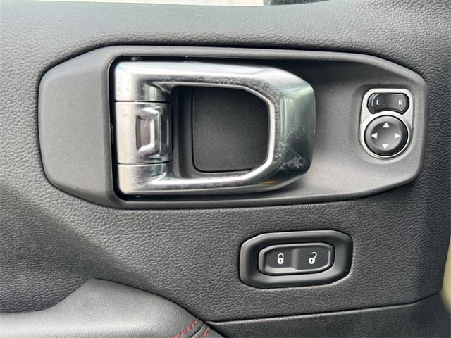 new 2025 Jeep Wrangler car, priced at $61,010