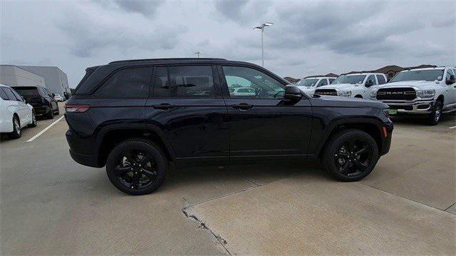 new 2024 Jeep Grand Cherokee car, priced at $51,020