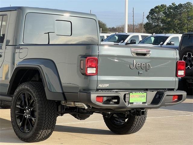 new 2025 Jeep Gladiator car, priced at $40,946